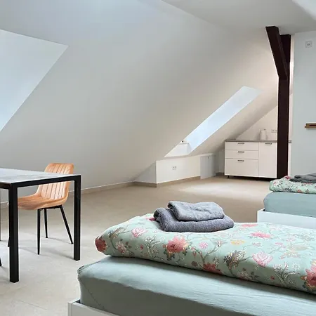 Atelier Ueberm Hof Appartement *